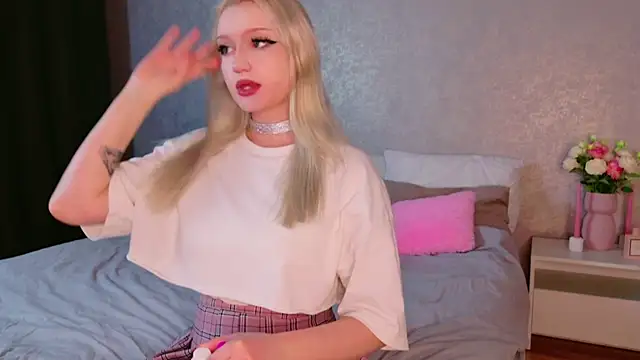 trinnity sweet online show from 13, 11, 2025