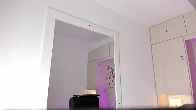 Snapshot of Stefannyevans_ chatting on 17, 12, 2025 Stefannyevans online show from 17, 12, 2025