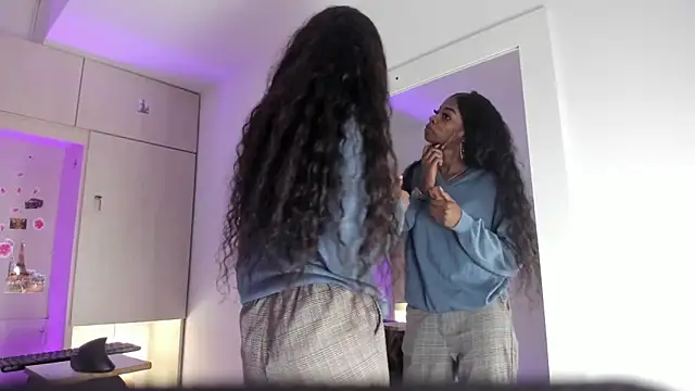 Snapshot of Stefannyevans_ chatting on 6, 2, 2026 Stefannyevans online show from 6, 2, 2026