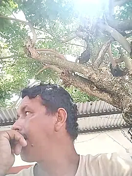 Snapshot of colombiano198720 chatting on 11, 10, 2025 colombiano198720 online show from 11, 10, 2025