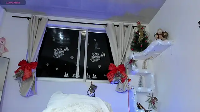 Selenafox 0 online show from 19, 11, 2025