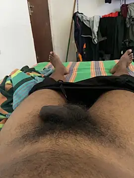 Snapshot of Senurak99 chatting on 14, 11, 2025 Senurak99 online show from 14, 11, 2025