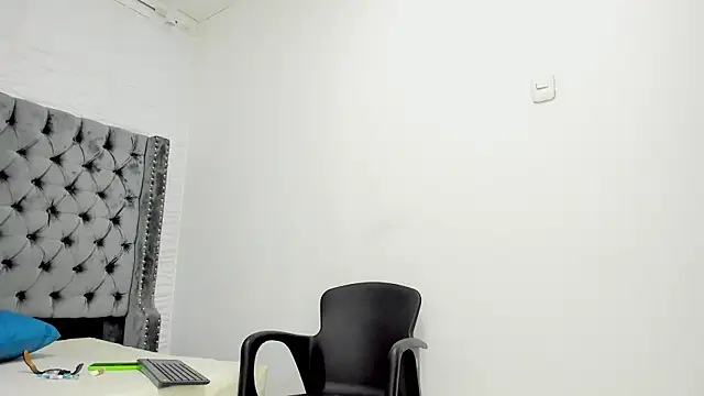 DOUGLAS 099 online show from 1, 10, 2025