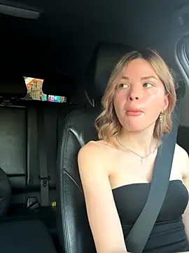 Snapshot of SMELLSEX chatting on 8, 9, 2025 SMELLSEX online show from 8, 9, 2025