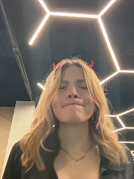 Snapshot of SMELLSEX chatting on 30, 10, 2025 SMELLSEX online show from 30, 10, 2025