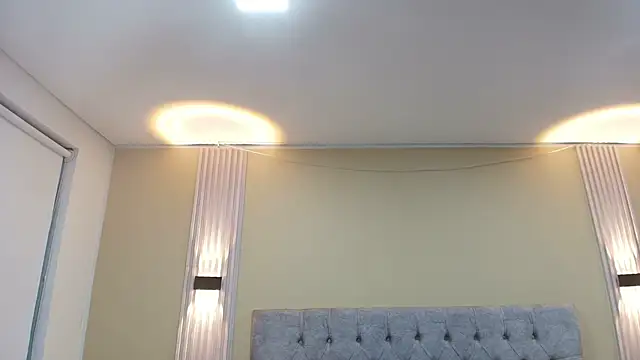 Snapshot of LiaMonroee_ chatting on 17, 9, 2025 LiaMonroee online show from 17, 9, 2025