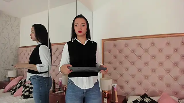 hillary chen online show from 27, 9, 2025