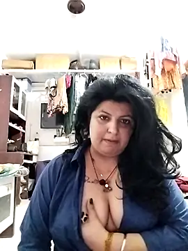 Snapshot of Jann_Riya333 chatting on 17, 10, 2025 Jann Riya333 online show from 17, 10, 2025