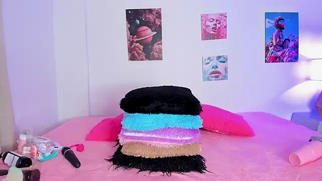 Snapshot of hailey_hadid chatting on 9, 1, 2026 hailey hadid online show from 9, 1, 2026