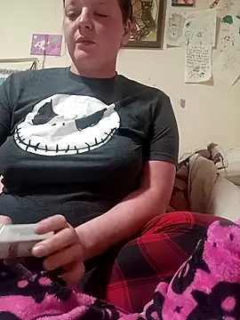 Butterflyann9090 online show from 24, 11, 2025