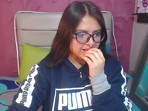 Cailing Zu online show from 30, 9, 2025