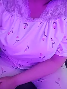 lilyan12 online show from 17, 5, 2026