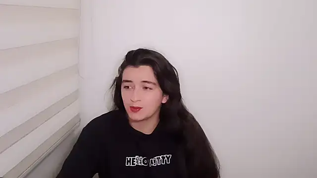 DanniG2000  online show from 4, 10, 2025