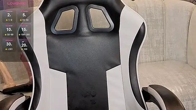 Snapshot of Mary_Luxx_TP chatting on 12, 10, 2025 Mary Luxx TP online show from 12, 10, 2025