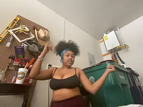 princesslivv online show from 11, 4, 2026