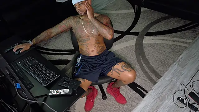 SLANGONDEMHOES online show from 13, 9, 2025