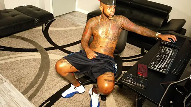 SLANGONDEMHOES online show from 1, 10, 2025