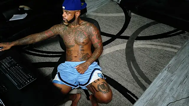 SLANGONDEMHOES online show from 3, 10, 2025