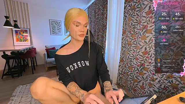 Snapshot of my-muse chatting on 25, 9, 2025 my-muse online show from 25, 9, 2025