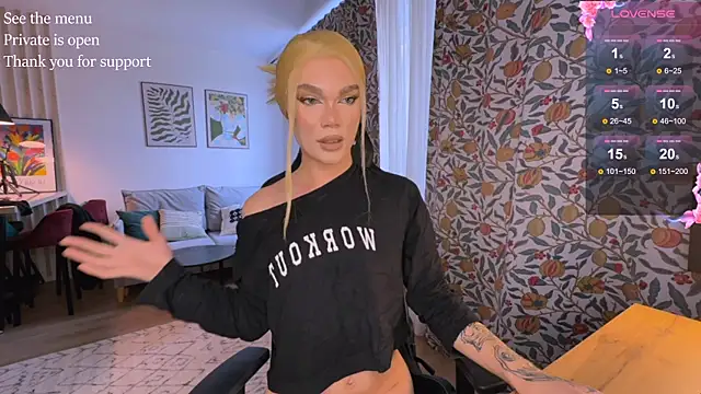 Snapshot of my-muse chatting on 4, 10, 2025 my-muse online show from 4, 10, 2025