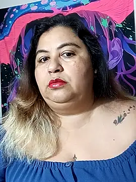 curvy diva  online show from 3, 11, 2025