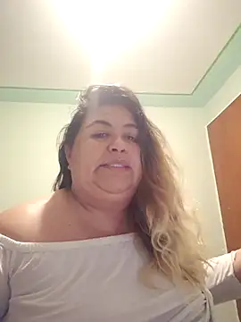 curvy diva  online show from 27, 11, 2025