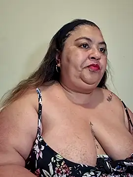 curvy diva  online show from 15, 2, 2026