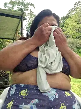 curvy diva  online show from 7, 3, 2026