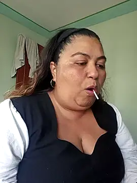 curvy diva  online show from 13, 3, 2026