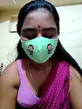 mini-queen online show from 28, 9, 2025