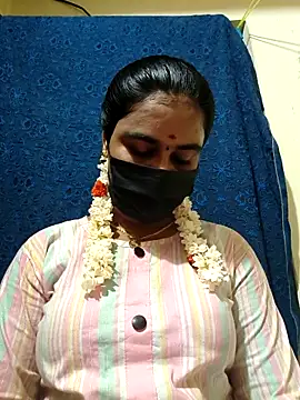 mini-queen online show from 16, 4, 2026