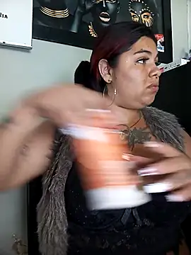 snow belle online show from 10, 10, 2025