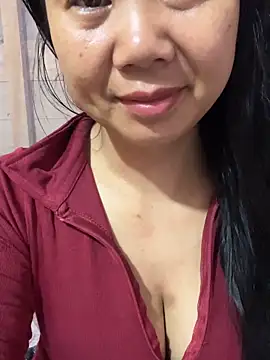 Snapshot of Binjt chatting on 4, 3, 2026 Binjt online show from 4, 3, 2026