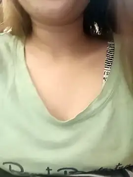 Snapshot of midnightmuse-03 chatting on 7, 10, 2025 midnightmuse-03 online show from 7, 10, 2025