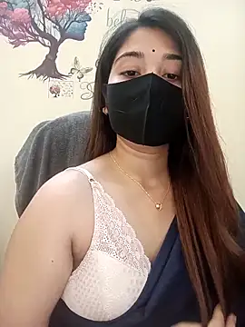 Snapshot of midnightmuse-03 chatting on 18, 10, 2025 midnightmuse-03 online show from 18, 10, 2025