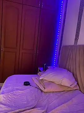 VeronicaSaenzx online show from 18, 12, 2025