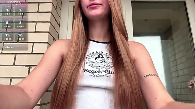 Snapshot of SweetJinny88 chatting on 5, 11, 2025 SweetJinny88 online show from 5, 11, 2025