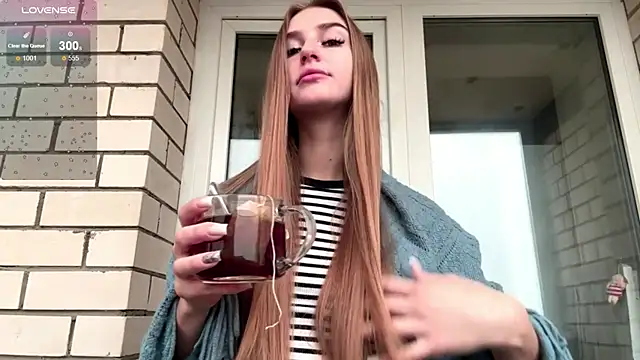 Snapshot of SweetJinny88 chatting on 27, 11, 2025 SweetJinny88 online show from 27, 11, 2025