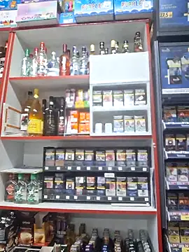 Snapshot of Fluturas2 chatting on 7, 10, 2025 Fluturas2 online show from 7, 10, 2025