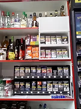 Snapshot of Fluturas2 chatting on 2, 11, 2025 Fluturas2 online show from 2, 11, 2025