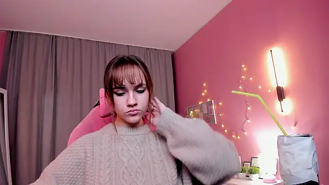 Jamie Chung online show from 23, 11, 2025