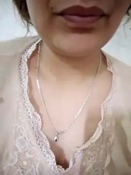 Joojo-sex online show from 18, 4, 2026