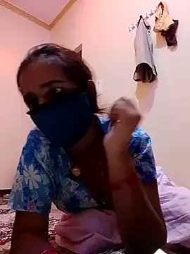 Snapshot of malteejat chatting on 7, 10, 2025 malteejat online show from 7, 10, 2025