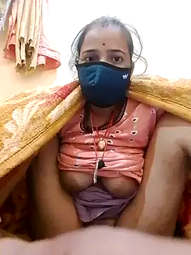 Snapshot of malteejat chatting on 6, 11, 2025 malteejat online show from 6, 11, 2025