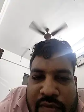 Snapshot of vinay_smalldick chatting on 18, 4, 2026 vinay smalldick online show from 18, 4, 2026