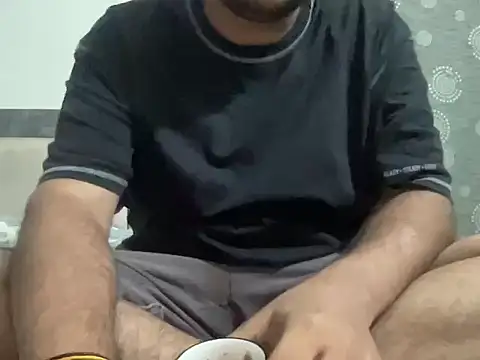 chiikuloveu online show from 5, 3, 2026