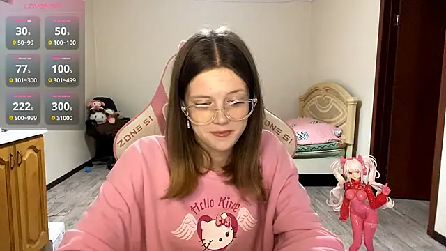 VibeQueenLucy online show from 8, 9, 2025