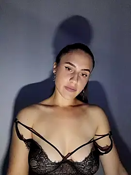 Snapshot of SweetViky chatting on 10, 10, 2025 SweetViky online show from 10, 10, 2025