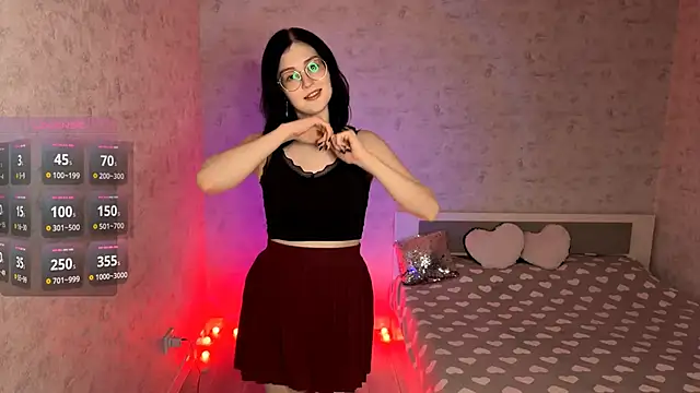 FakeLamb online show from 28, 4, 2026