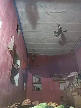 Snapshot of Hita_Grewal chatting on 11, 9, 2025 Hita Grewal online show from 11, 9, 2025